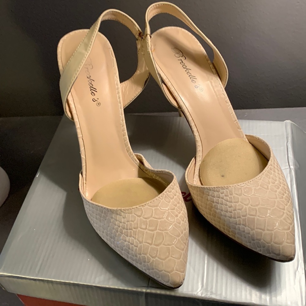 Breckelles Heels Womens Strappy Heels